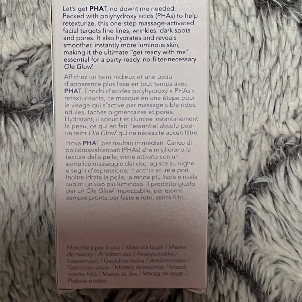 OLEHENRIKSEN PHAT Glow Facial Mask - Picture 10 of 12